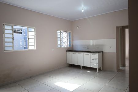 Casa para alugar com 100m², 2 quartos e 1 vagaSala/cozinha