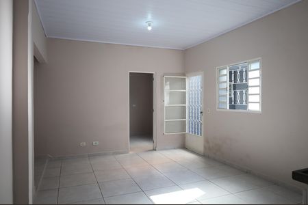 Casa para alugar com 100m², 2 quartos e 1 vagaSala/cozinha