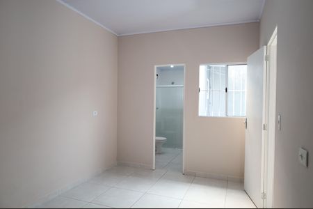 Casa para alugar com 2 quartos, 100m² em Jardim Cruzeiro, São Paulo