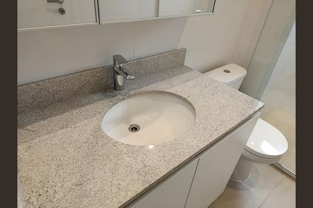 Apartamento para alugar com 50m², 2 quartos e sem vagaBanheiro