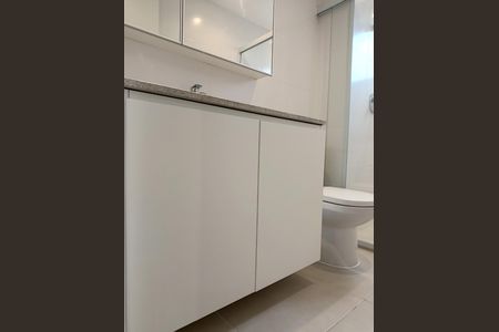 Apartamento para alugar com 50m², 2 quartos e sem vagaBanheiro