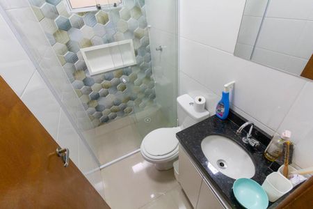 Apartamento à venda com 47m², 2 quartos e sem vaga Apartamento à venda com 47m², 2 quartos e sem vagaBanheiro