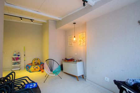 Apartamento para alugar com 115m², 3 quartos e 2 vagas Apartamento para alugar com 115m², 3 quartos e 2 vagasÁrea de serviço