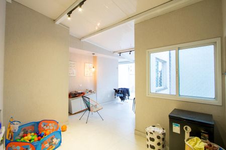 Apartamento para alugar com 115m², 3 quartos e 2 vagas Apartamento para alugar com 115m², 3 quartos e 2 vagasÁrea de serviço