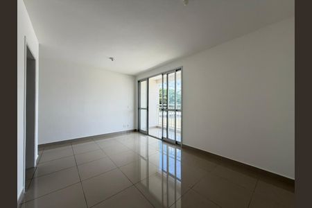 Apartamento para alugar com 80m², 3 quartos e 1 vagaSala