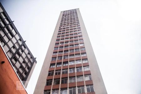 Fachada de apartamento para alugar com 1 quarto, 64m² em Bela Vista, São Paulo
