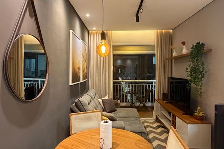 Sala de apartamento para alugar com 1 quarto, 50m² em Vila Matias, Santos