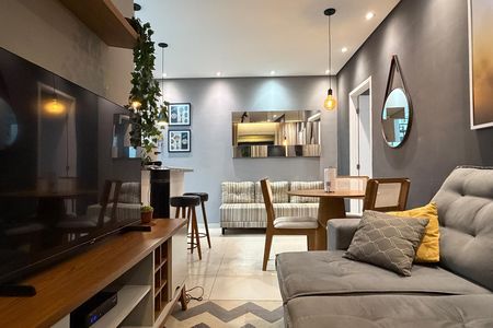 Sala de apartamento para alugar com 1 quarto, 50m² em Vila Matias, Santos