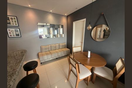Sala de apartamento para alugar com 1 quarto, 50m² em Vila Matias, Santos
