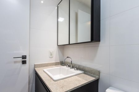 Studio para alugar com 28m², 1 quarto e sem vaga Studio para alugar com 28m², 1 quarto e sem vagaBanheiro