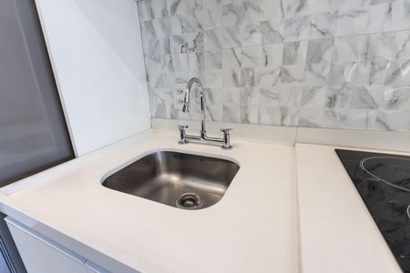 Cozinha de kitnet/studio para alugar com 1 quarto, 28m² em Perdizes, São Paulo