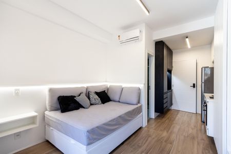 Studio para alugar com 28m², 1 quarto e sem vaga Studio para alugar com 28m², 1 quarto e sem vagaQuarto