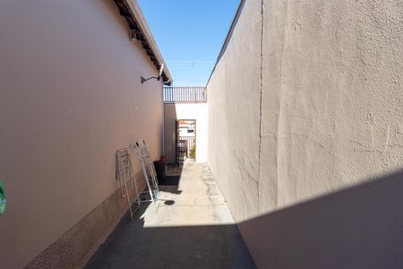 Quintal de casa à venda com 2 quartos, 250m² em Cidade Jardim, Campinas