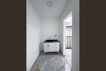 Cozinha de apartamento para alugar com 1 quarto, 30m² em Lapa, São Paulo