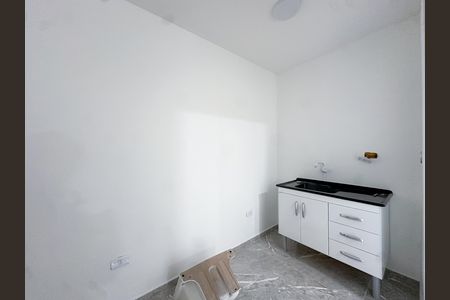 Cozinha de apartamento para alugar com 1 quarto, 30m² em Lapa, São Paulo