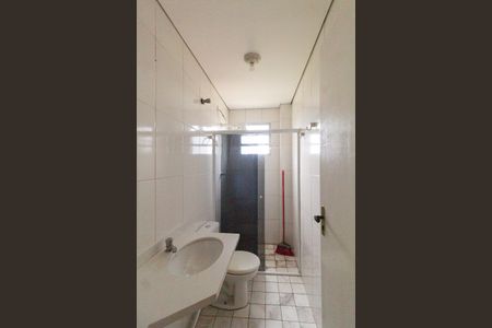 Banheiro de casa para alugar com 1 quarto, 45m² em Helena Maria, Osasco
