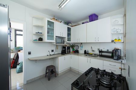 Apartamento para alugar com 90m², 3 quartos e 1 vagaCOZINHA