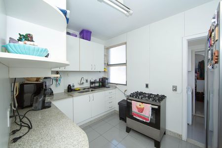 Apartamento para alugar com 90m², 3 quartos e 1 vagaCOZINHA