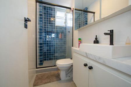 Apartamento para alugar com 90m², 3 quartos e 1 vagaBANHEIRO2