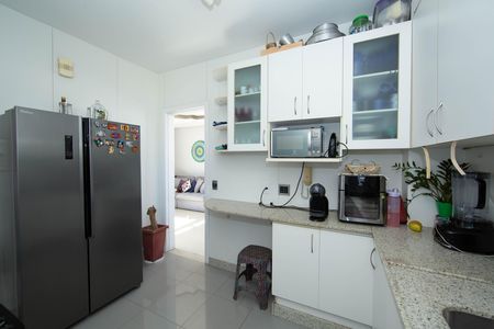 Apartamento para alugar com 90m², 3 quartos e 1 vagaCOZINHA