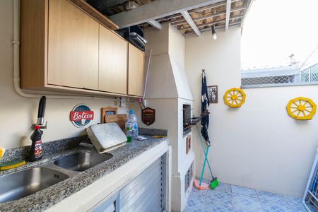 Casa de Condomínio à venda com 2 quartos, 76m² em Rio Branco, Canoas