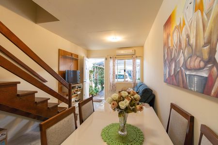 Casa de condomínio à venda com 76m², 2 quartos e 1 vaga