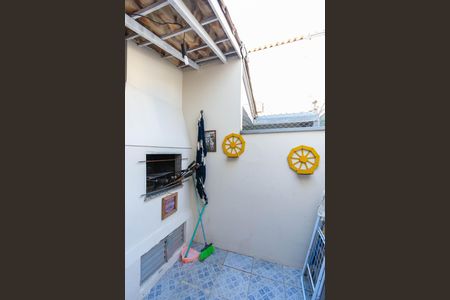 Casa de Condomínio à venda com 2 quartos, 76m² em Rio Branco, Canoas