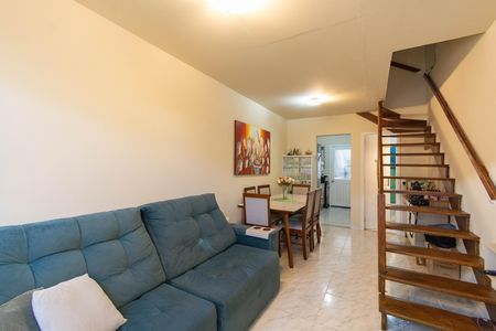 Casa de condomínio à venda com 76m², 2 quartos e 1 vaga