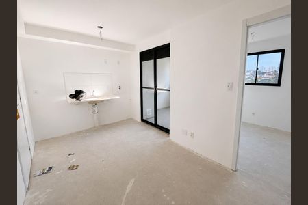Cozinha de apartamento à venda com 2 quartos, 34m² em Jardim Aeroporto, São Paulo