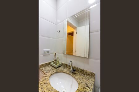Apartamento à venda com 62m², 2 quartos e 2 vagasBanheiro 1