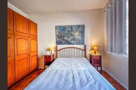 Apartamento para alugar com 75m², 2 quartos e sem vaga
