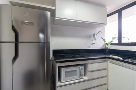 Cozinha  de apartamento para alugar com 1 quarto, 42m² em Jardim Paulista, São Paulo