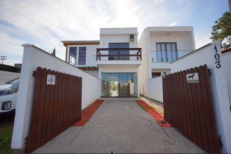 Casa para alugar com 80m², 2 quartos e 1 vagaFachada