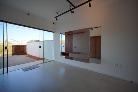 Sala de casa para alugar com 2 quartos, 80m² em Campeche, Florianópolis