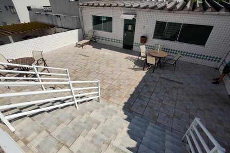 Apartamento para alugar com 62m², 1 quarto e 1 vagaÁrea comum - Piscina