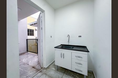 Apartamento para alugar com 30m², 1 quarto e sem vagaSala/Cozinha