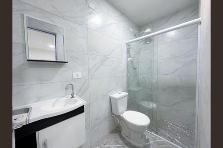 Banheiro de kitnet/studio para alugar com 1 quarto, 30m² em Lapa, São Paulo