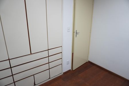 Apartamento à venda com 3 quartos, 65m² em Conjunto Habitacional A. E. Carvalho, São Paulo