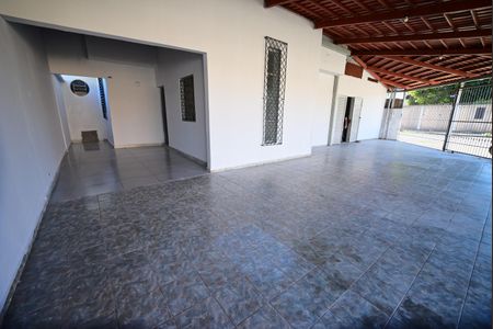 Casa para alugar com 428m², 3 quartos e 4 vagas