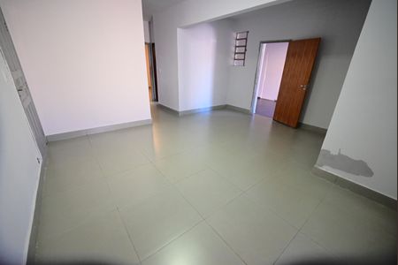 Casa para alugar com 428m², 3 quartos e 4 vagas