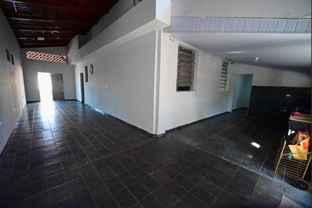 Casa para alugar com 428m², 3 quartos e 4 vagas