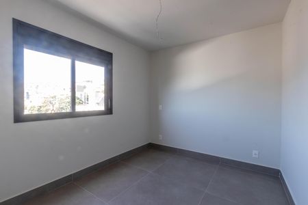 Quarto de apartamento à venda com 1 quarto, 39m² em Santa Efigênia, Belo Horizonte