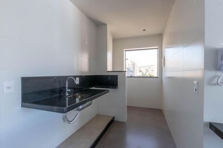 Cozinha de apartamento à venda com 1 quarto, 39m² em Santa Efigênia, Belo Horizonte