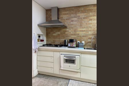 Cozinha de casa à venda com 3 quartos, 190m² em Cidade São Francisco, São Paulo