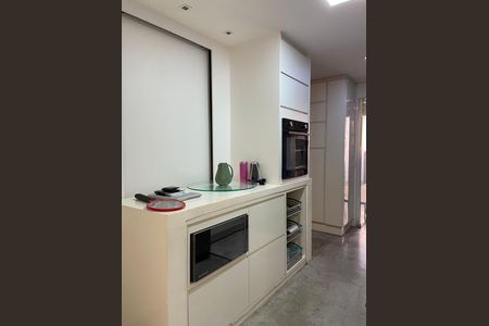 Casa de condomínio à venda com 190m², 3 quartos e 3 vagas Casa de condomínio à venda com 190m², 3 quartos e 3 vagasCozinha