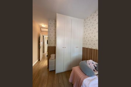 Casa de condomínio à venda com 190m², 3 quartos e 3 vagas Casa de condomínio à venda com 190m², 3 quartos e 3 vagasQuarto 3 - Suíte