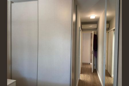 Casa de condomínio à venda com 190m², 3 quartos e 3 vagas Casa de condomínio à venda com 190m², 3 quartos e 3 vagasQuarto 1 - Suíte