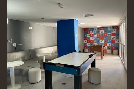 Casa de condomínio à venda com 190m², 3 quartos e 3 vagas Casa de condomínio à venda com 190m², 3 quartos e 3 vagasÁreas Comuns