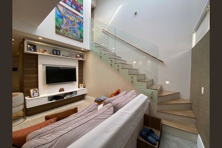 Casa de condomínio à venda com 190m², 3 quartos e 3 vagas Casa de condomínio à venda com 190m², 3 quartos e 3 vagasSala