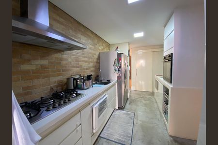 Casa de condomínio à venda com 190m², 3 quartos e 3 vagas Casa de condomínio à venda com 190m², 3 quartos e 3 vagasCozinha